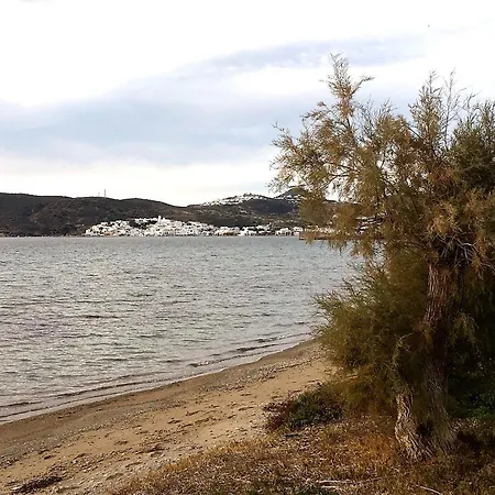Kourita Garden With Sea View Near To The Port Of Milos