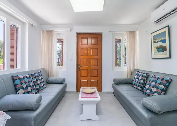 Lejlighed Kourita Garden With Sea View Near To The Port Of Milos *